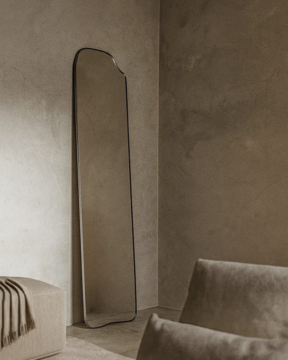 Brody Thin Mirror